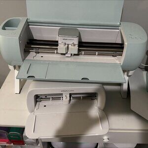Cricut Explore 3 + Cricut Joy Xtra Bundle | Excellent Condition
